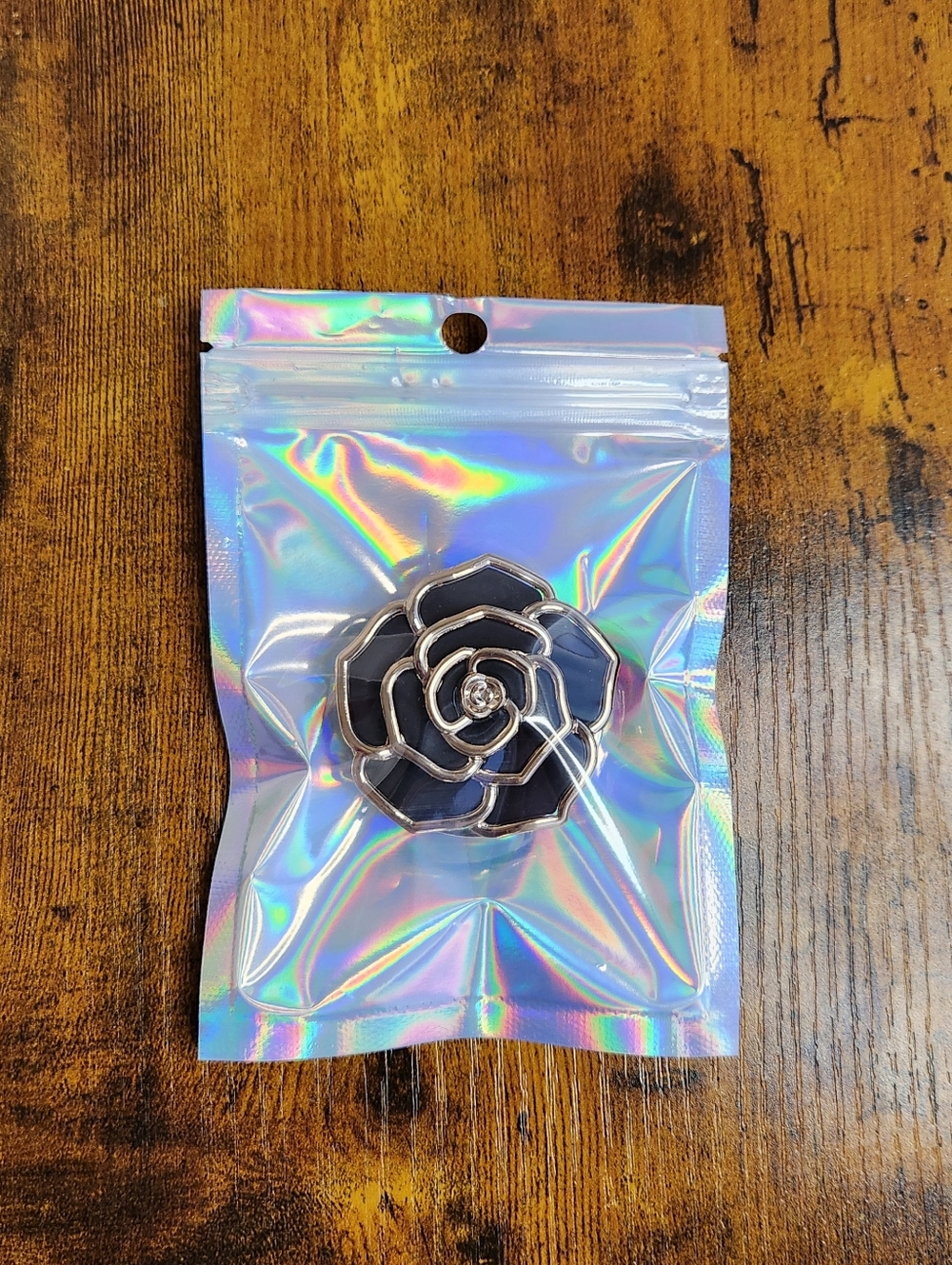 Rose Purse Hook - Black and Gold - Picture 4 of 4